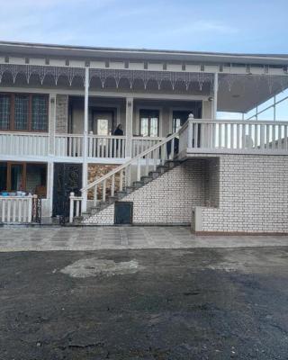 tamazis guest house