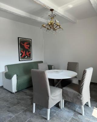 Sormano Apartments - THE V Collection