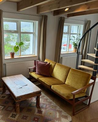 Curry House Apartment