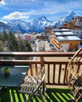 Cosy, plein centre vue splendide