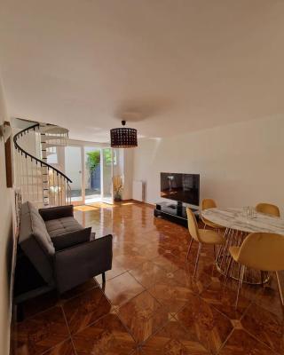 3 cosy bedrooms shared house with 4 beds near Paris