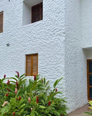 Hermosa Casa de 3 pisos