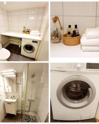 Studio close to city, Sthlm fair, free parking