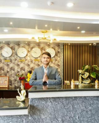 INDUS MOUNT ROYALE HOTEL - Mall Road