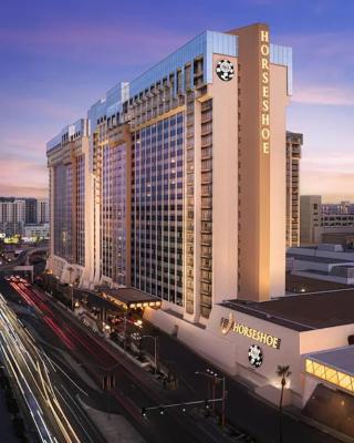 Horseshoe Las Vegas by Suiteness