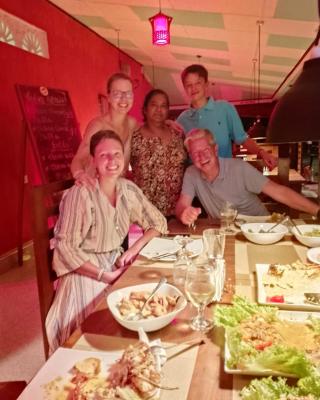 Greenbury Kite Hostel & Restaurant
