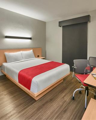 City Express by Marriott Celaya Galerias