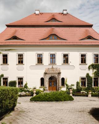 Pałac Mojęcice