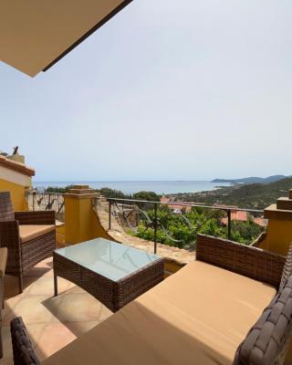 Villa Aida - Villetta vista mare con giardino e BBQ