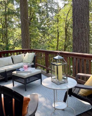 Forest Gallery- Mid-Century Modern With City Views