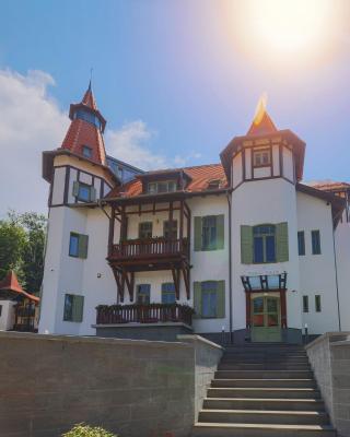 Turul Villa