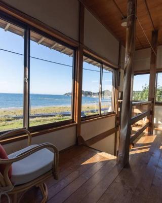 砂浜まで10秒 海と桟橋を一望できるHaraoka House
