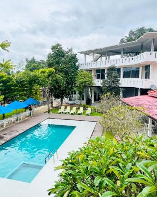 Canberra Holidays - Mirissa