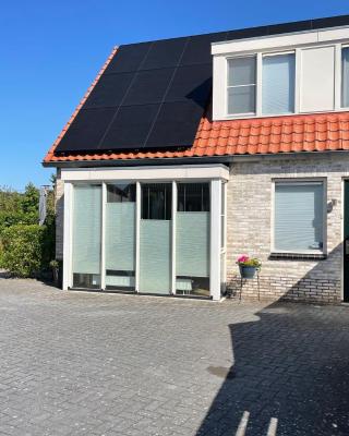 Genieten in een luxe vakantiewoning, dichtbij het IJsselmeer en strand