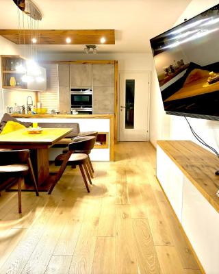 Luxus Ferienwohnung mit eigenem Garten