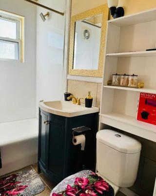 Beautiful 3 bed room apartment