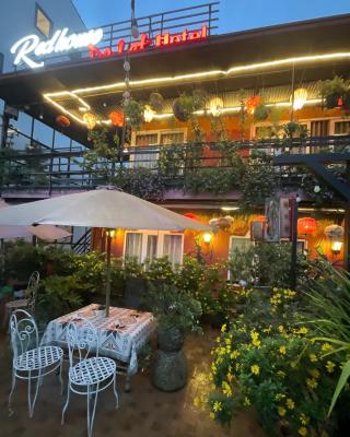 Redhouse Dalat Hotel
