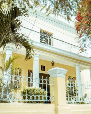 Hotel Las Palmeras