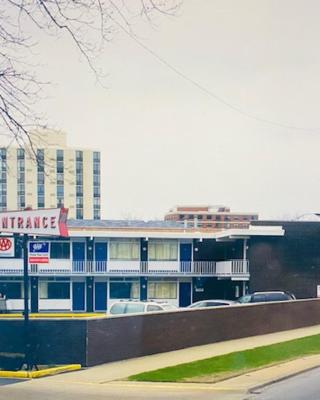 Heart O' Chicago Motel
