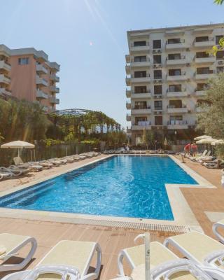 Hotel Pharos