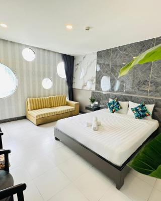 Centana Ben Thanh Hotel