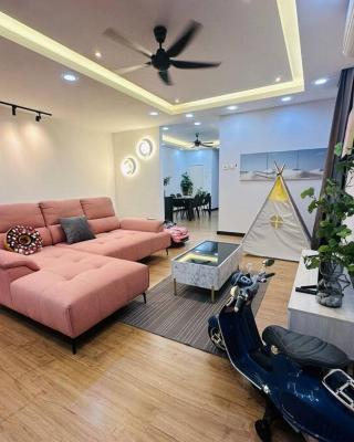 Rini residences 整栋双层排楼适合全家大小居住周边商店商场林立