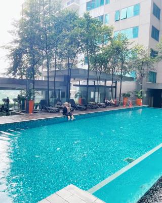 De Home at Summer Suites KLCC