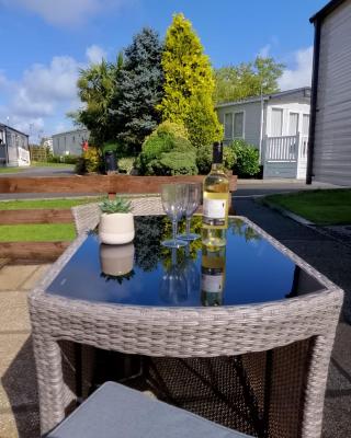 No 61 Brynteg Country & Leisure Retreat