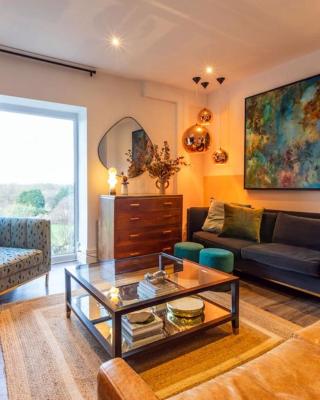 Stunning Home with a view over Whalley Viaduct
