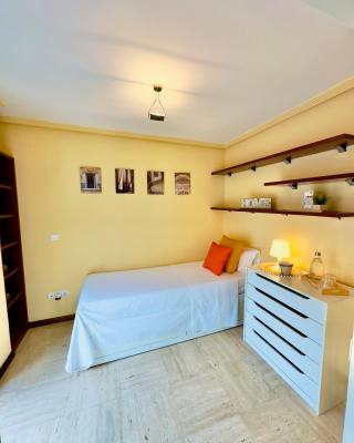 Habitación en el corazón de Alicante con vista Jardín