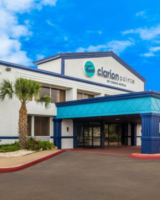 Clarion Pointe Lake Jackson - Clute