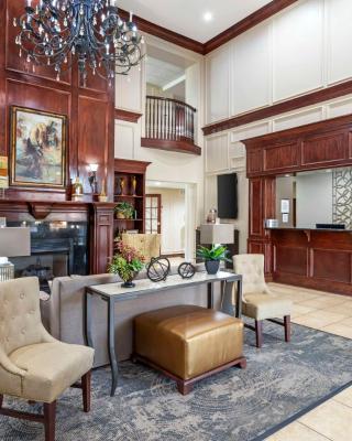 Best Western Plus Crown Colony Inn & Suites