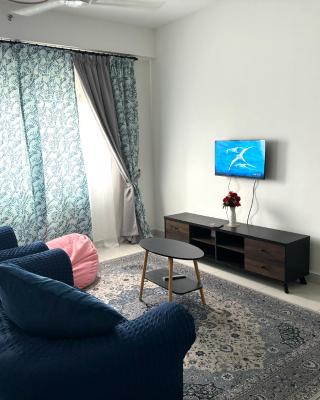 REENHOMESTAY Edu Sentral Setia Alam Shah Alam