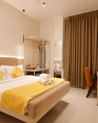 HOTEL VARUNA