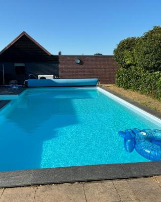 vakantiehuisje DE WEELEN met Jacuzzi