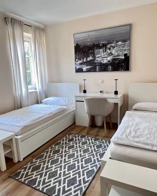 Private Apartment & rooms near fairground Hannover