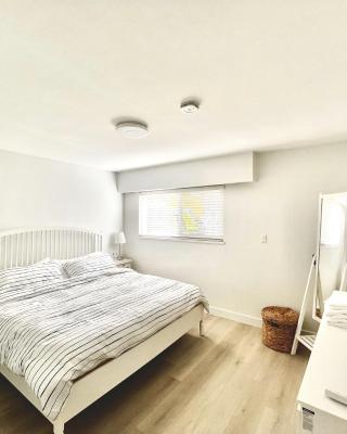 Cozy 3BR Holiday Retreat 2 Free Parking AC King BD