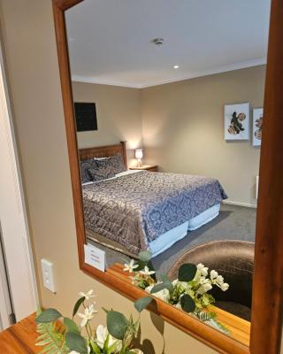 Misty Peaks Guesthouse