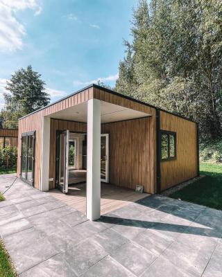 NEW Tiny House Cinta- Dichtbij zee & in een groene omgeving