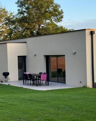 Maison Privée, Calme, parking, Jardin