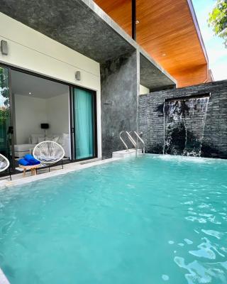 2 BR Modern Pool Villa Chalong