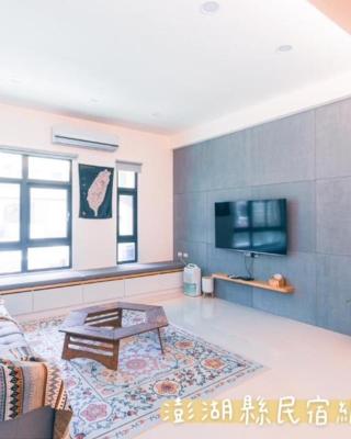 GOLD HOME