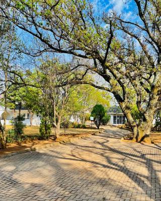 Oak Gardens Bed and Breakfast