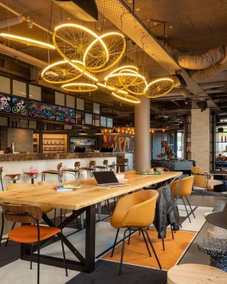 Moxy Paris Clamart