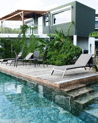 T3 Lumineux avec vue exceptionnelle et piscine Oasis de nature et Sérénité
