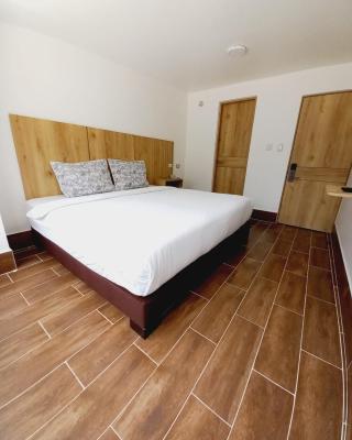 Aw Hotel Ariston Embassy