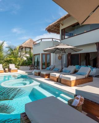 Casa Punta Coco & Beach Club