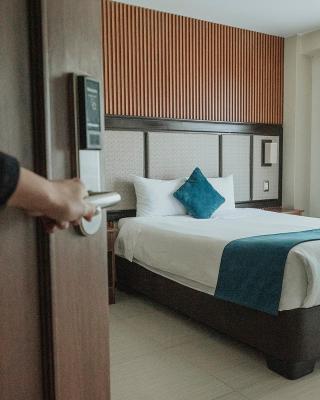 Hotel D'Carlo Class