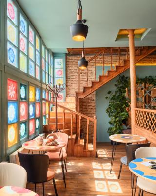 Blue Balcony Hotel