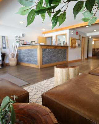 Glacier Mountain Lodge